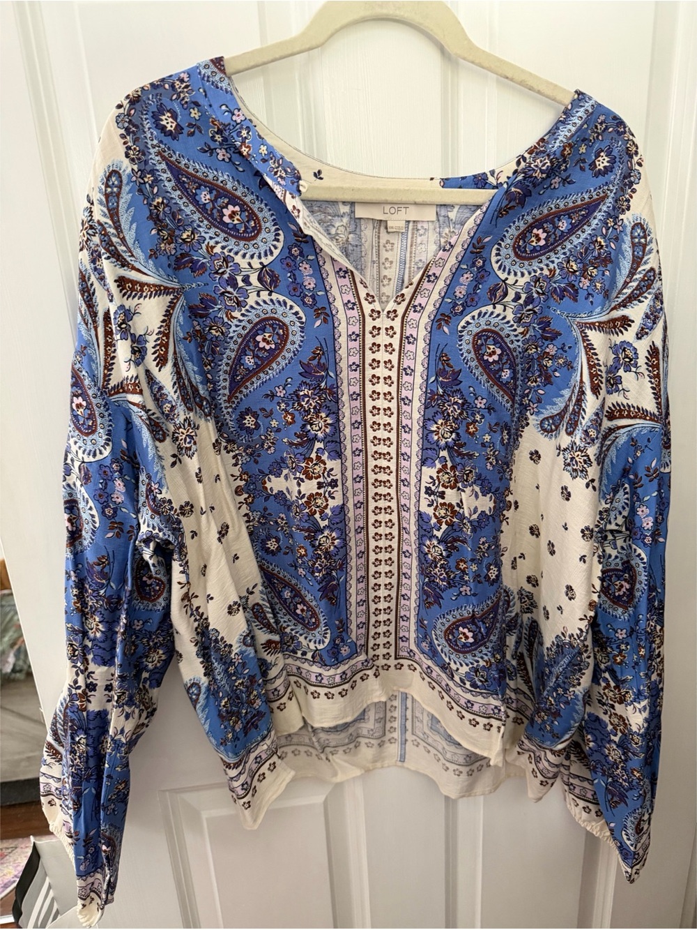 LOFT Blue and Cream Paisley V-Neck Tunic Top